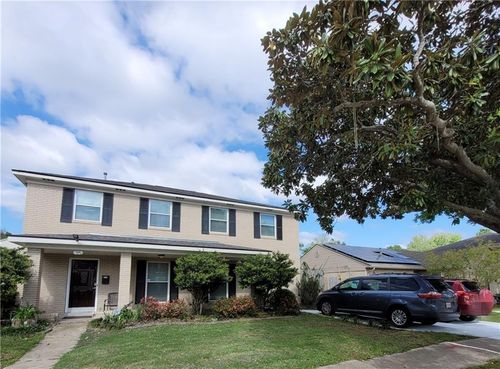 35 Antigua Dr, Kenner, LA, 70065-3504 | Card Image