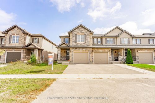 28 Newstead Rd, Paris, ON, N3L0A6 | Card Image