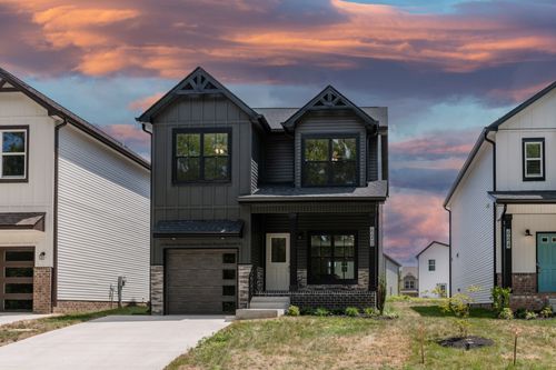 622 Southern Pass Run, Clarksville, TN, 37043-2740 | Card Image