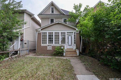 2248 Osler St, Régina, SK, S4P1W8 | Card Image