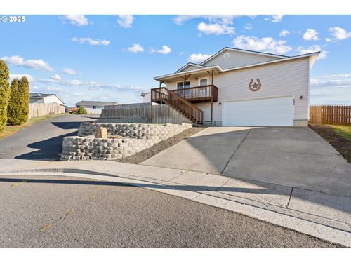 1320 Sw 11th Ct, Pendleton, OR, 97801-9408 | Card Image