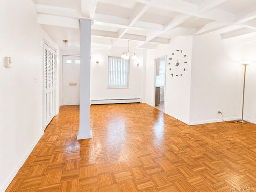 25b-80-14 150th St, Jamaica, NY, 11435-1296 | Card Image