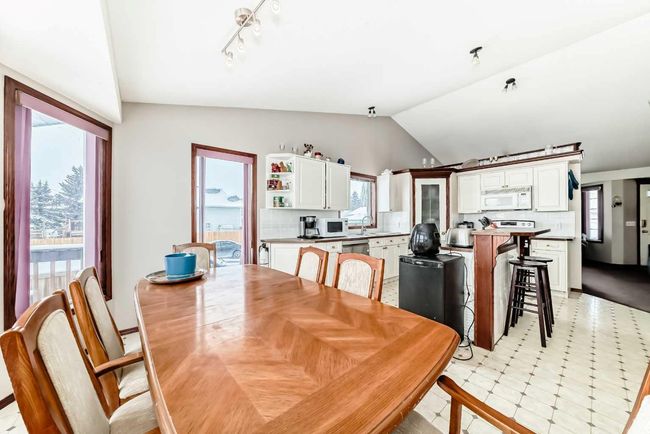 1 Madison Court, House other with 5 bedrooms, 3 bathrooms and 4 parking in Strathmore AB | Image 19