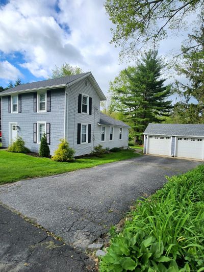 32 Elm Street, House other with 3 bedrooms, 1 bathrooms and 2 parking in Colchester CT | Image 3