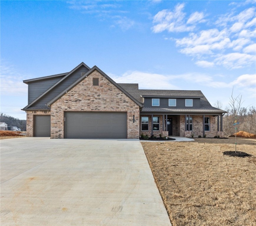 Fairway Cir, Pea Ridge, AR 72751 #1