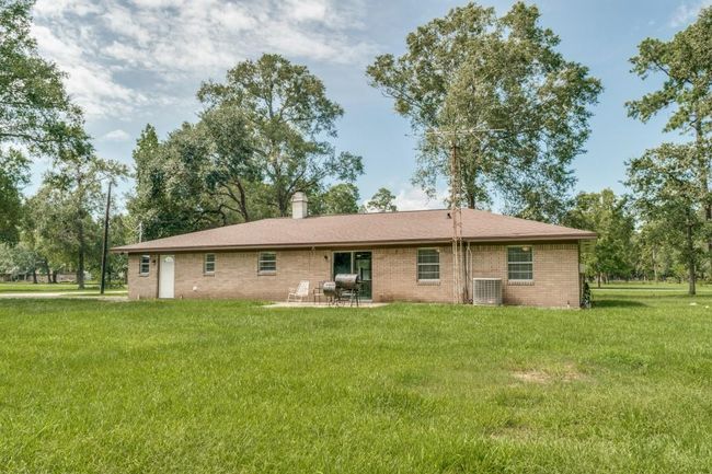 440 Pine Hollow Rd, House other with 3 bedrooms, 2 bathrooms and 2 parking in Liberty TX | Image 18