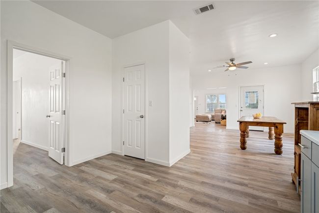598 Business Highway 77, Home with 3 bedrooms, 2 bathrooms and null parking in Bishop TX | Image 10