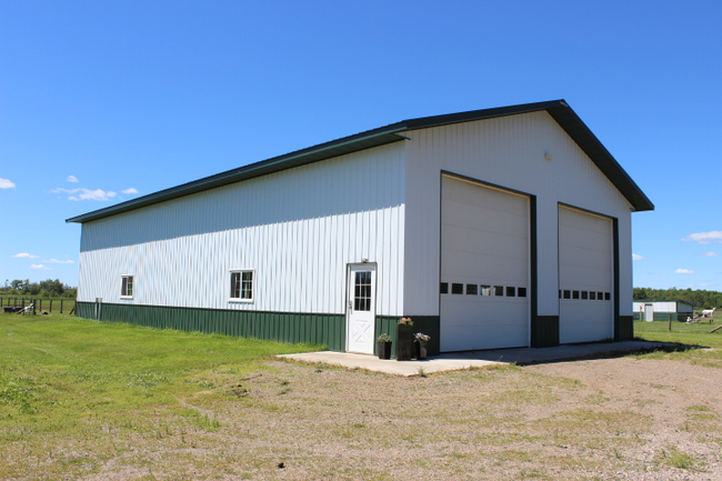 72 x 40 heated horse barn / storage | Image 32