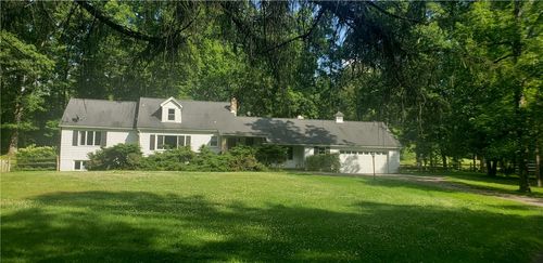 7 Mcdowell Rd, Ligonier, PA, 15658-2042 | Card Image