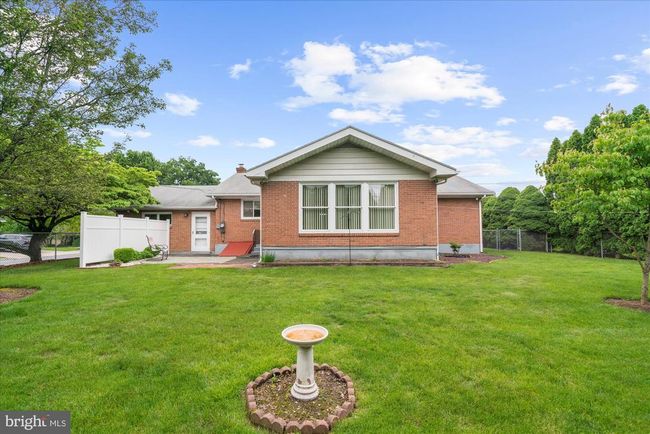 1122 N 14 Th St, House other with 3 bedrooms, 2 bathrooms and null parking in Allentown PA | Image 39