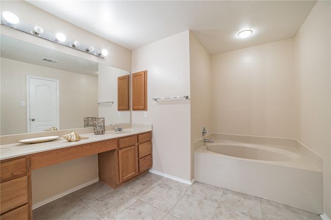 11228 Pickard Ln, House other with 4 bedrooms, 3 bathrooms and 4 parking in Austin TX | Image 26