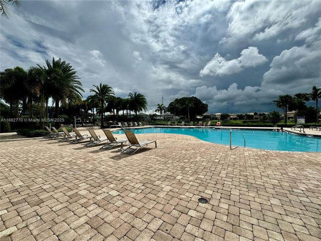 APT-506 - 4330 Hillcrest Dr, Condo with 1 bedrooms, 2 bathrooms and null parking in Hollywood FL | Image 29