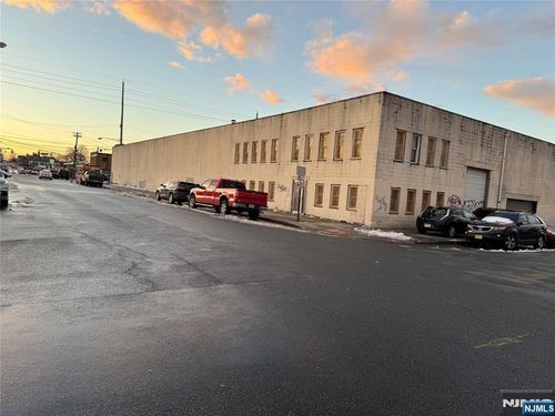 553-587 31st Street, Paterson, NJ, 07513 | Card Image