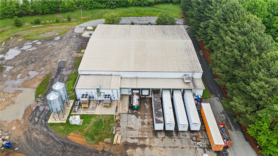 301 Avenue 11 NW, Atkins, AR 72823