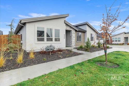 8320 W Meltwater Ln, Eagle, ID, 83616-1038 | Card Image