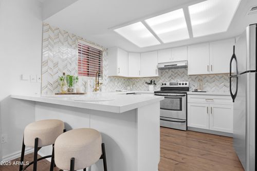 410-4303 E Cactus Rd, Phoenix, AZ, 85032-7638 | Card Image