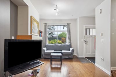 7407 Columbia St, Townhouse with 3 bedrooms, 2 bathrooms and 2 parking in Vancouver BC | Image 3