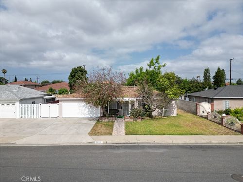 14711 Riata St, Midway City, CA, 92655-1151 | Card Image
