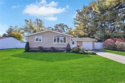 12 Sharon Lane, House other with 3 bedrooms, 1 bathrooms and null parking in Deer Park NY | Image 1