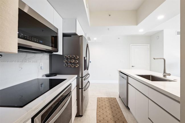 APT-1908 - 347 New River Dr, Condo with 2 bedrooms, 2 bathrooms and null parking in Fort Lauderdale FL | Image 14