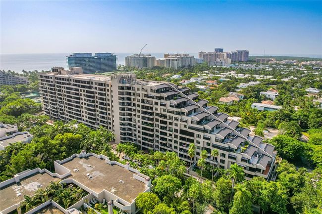 APT-543 - 151 Crandon Blvd, Condo with 3 bedrooms, 3 bathrooms and null parking in Key Biscayne FL | Image 48