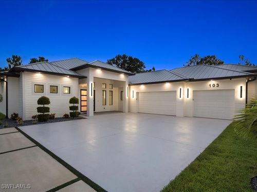 103 14th St Se, NAPLES, FL, 34117-3686 | Card Image