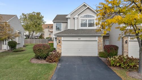 937 Mesa Dr, Lake In The Hills, IL, 60156-4927 | Card Image