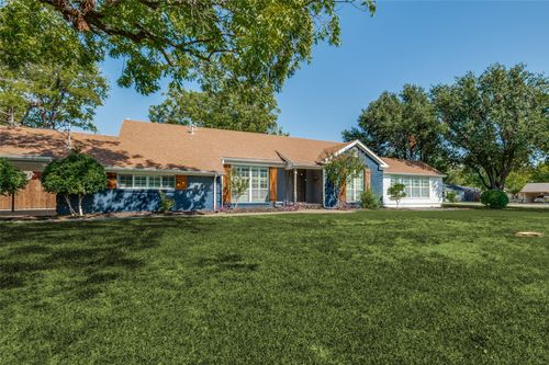 457 Richland St, Lewisville, TX, 75057-3755 | Card Image