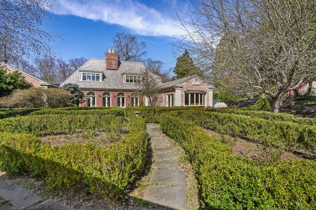37 Green Acre Ln, House other with 7 bedrooms, 6 bathrooms and null parking in Westport CT | Image 12