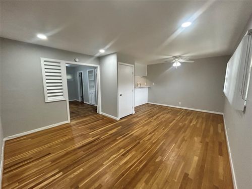 3-3520 Garrott, Houston, TX, 77006 | Card Image