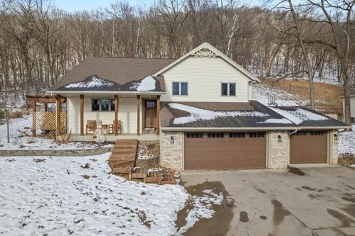 134 Mc Intosh Road E, La Crescent, MN, 55947 | Card Image