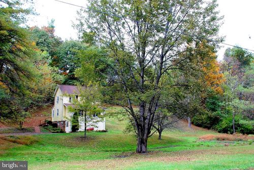 968 Mahanoy Valley Rd, DUNCANNON, PA, 17020-8926 | Card Image