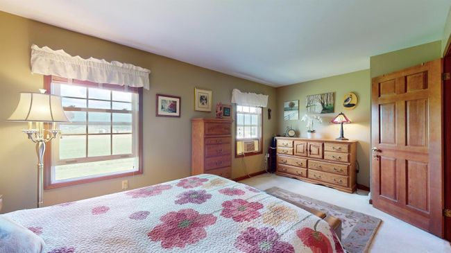 953 Lower Foote St, House other with 3 bedrooms, 2 bathrooms and null parking in Middlebury VT | Image 18