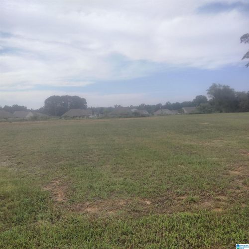 n-18554 Wiregrass Dr, Vance, AL, 35490-3300 | Card Image