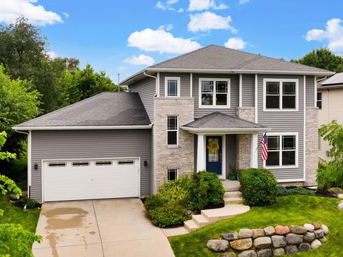 6305 Canyon Pkwy, Mcfarland, WI, 53558-8786 | Card Image