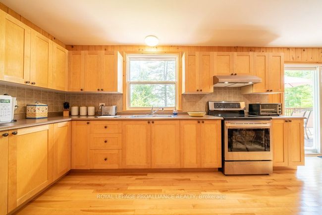 518 Mazinaw Lake, House other with 3 bedrooms, 1 bathrooms and null parking in Cloyne ON | Image 9