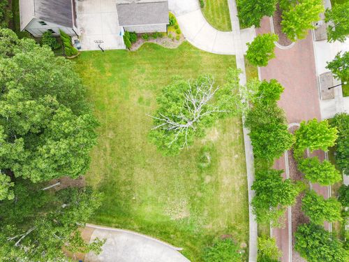 2324 Dogwood Grove Cir, Signal Mountain, TN, 37377-1626 | Card Image