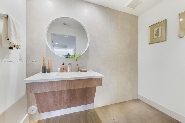 APT-3B - 120 Salamanca Ave, Condo with 2 bedrooms, 3 bathrooms and null parking in Coral Gables FL | Image 4