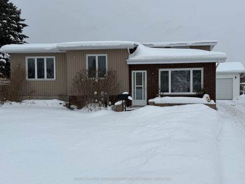 121 Girdwood Cres, Porcupine, ON, P0N1K0 | Card Image