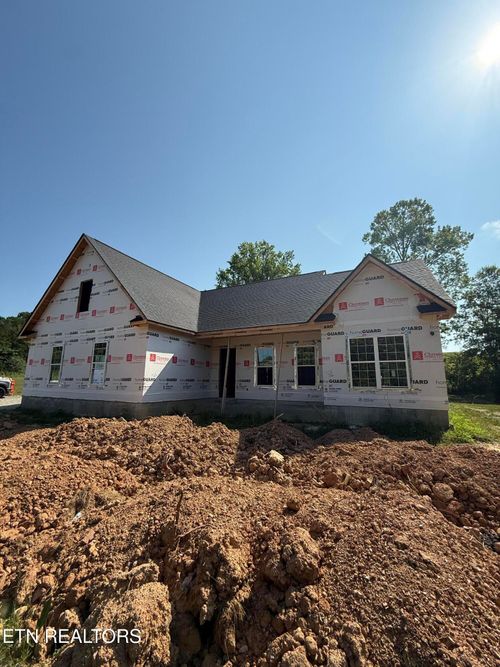 7946 Beeler Farms Ln, Knoxville, TN, 37918-6229 | Card Image