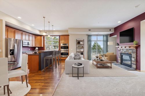 unit-106-1244 County Road D E, Maplewood, MN, 55109-6036 | Card Image