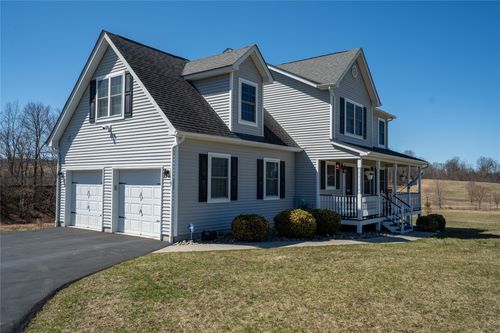 142 Old Chester Rd, Goshen, NY, 10924-5219 | Card Image