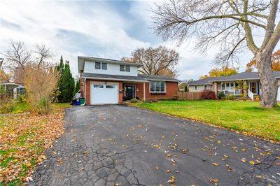 7 Shorwell Pl, House other with 3 bedrooms, 1 bathrooms and 5 parking in Brantford ON | Image 1