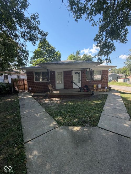 3902 Aurora St, Indianapolis, IN, 46227-3606 | Card Image