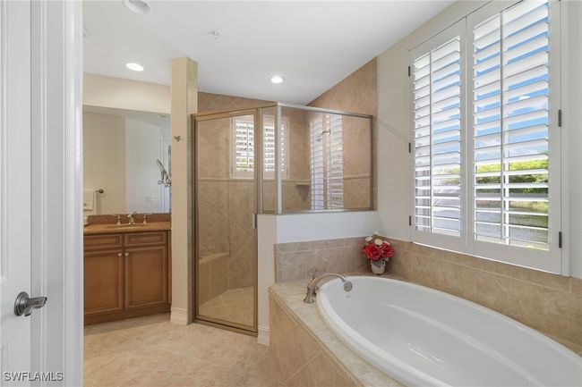 APT-301 - 10750 Vivaldi Ct, Condo with 2 bedrooms, 2 bathrooms and null parking in MIROMAR LAKES FL | Image 12
