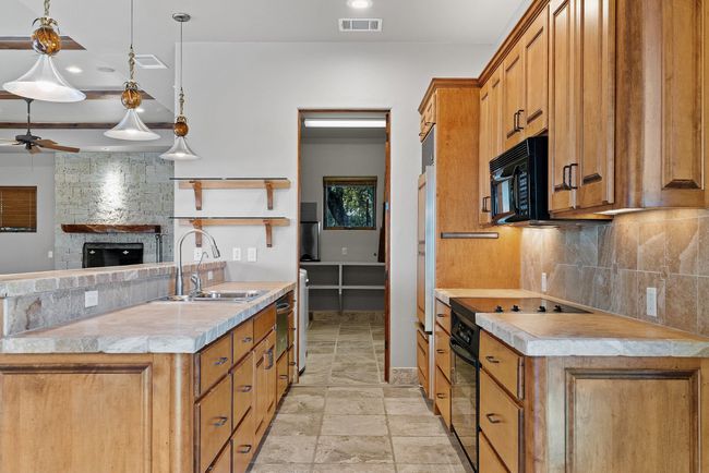 1201 Majestic Hills Blvd, House other with 5 bedrooms, 6 bathrooms and null parking in Spicewood TX | Image 18