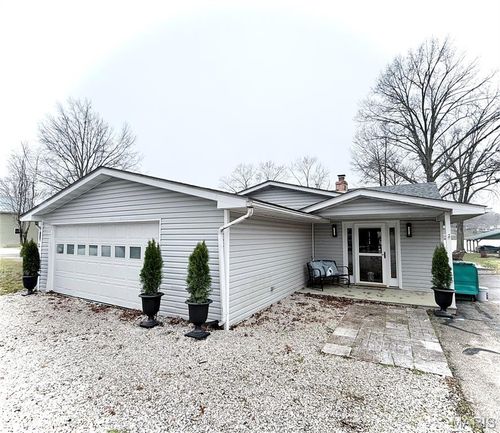 2255 Lakeshore Dr, Cuba, MO, 65453-9624 | Card Image