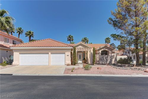 8300 Slate Harbor Cir, Las Vegas, NV, 89128-7745 | Card Image