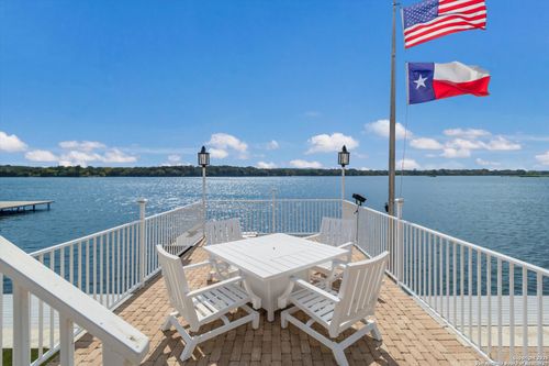 100 Waterway Dr, Kingsland, TX, 78639 | Card Image