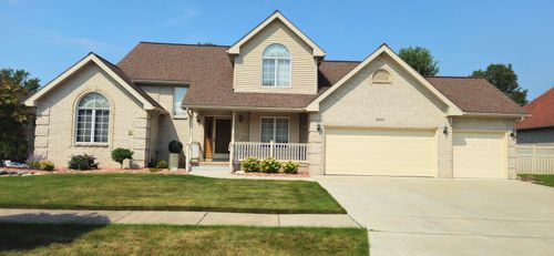 32270 Liparoto Dr, Rockwood, MI, 48173-8615 | Card Image
